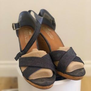 TOM’s Platform Wedge High Heels